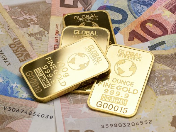gold-is-money-2430052_1920